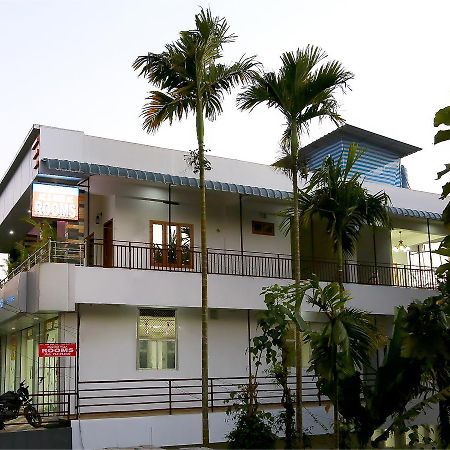 Holiday Villa Thekkady Esterno foto