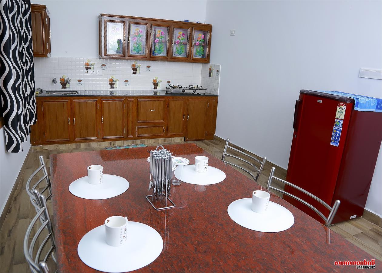 Holiday Villa Thekkady Esterno foto