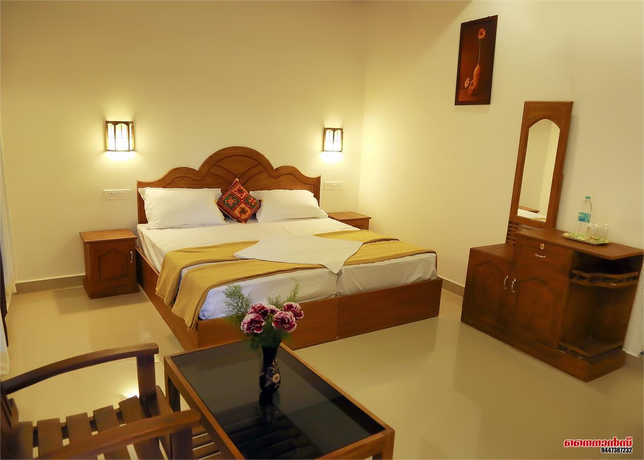 Holiday Villa Thekkady Esterno foto
