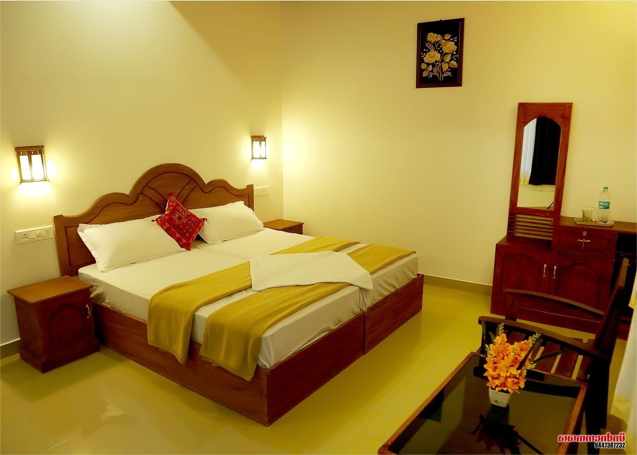 Holiday Villa Thekkady Esterno foto