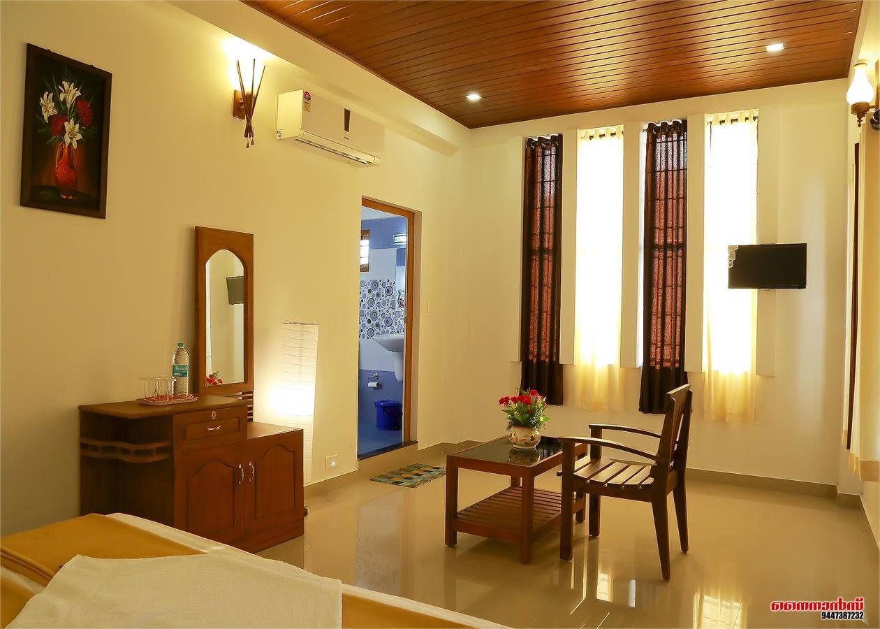 Holiday Villa Thekkady Esterno foto